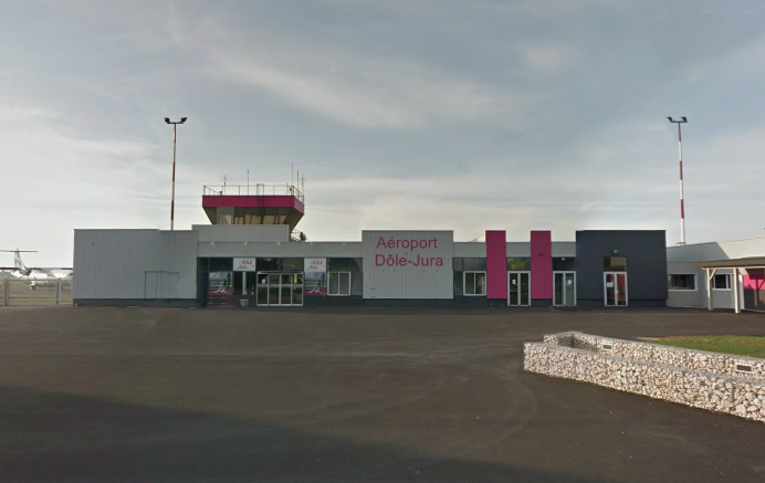 Dole–Jura Airport