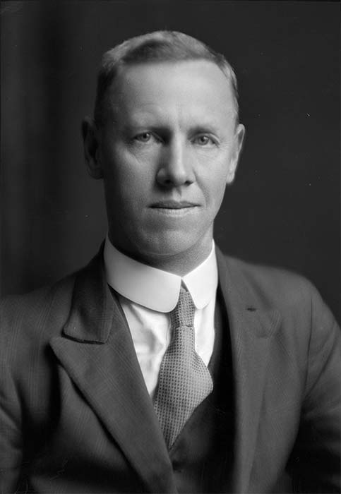 Walter Oliver
