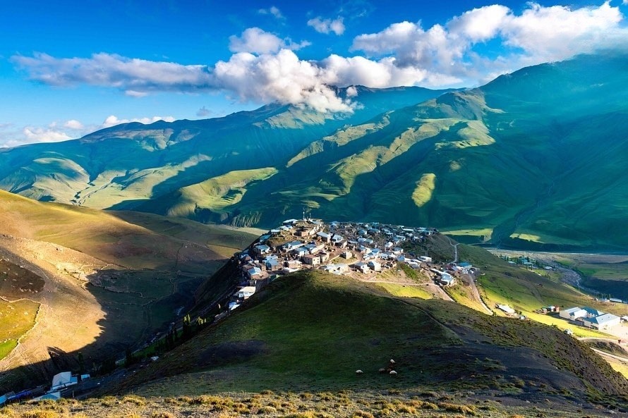 Khinalig
