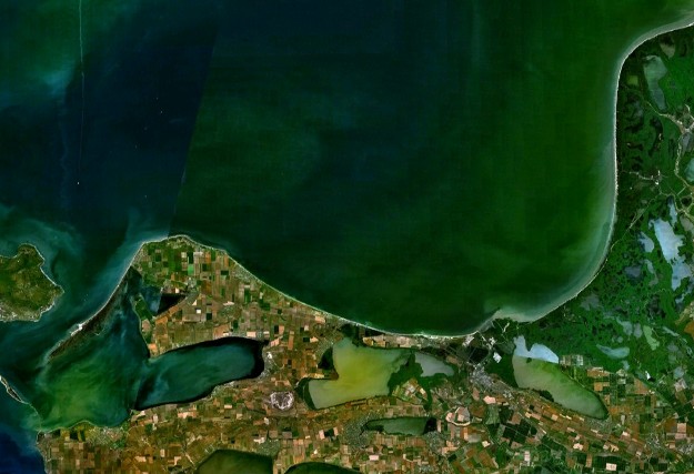 Taman Bay