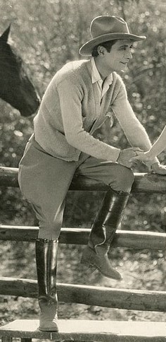 Léon Bary