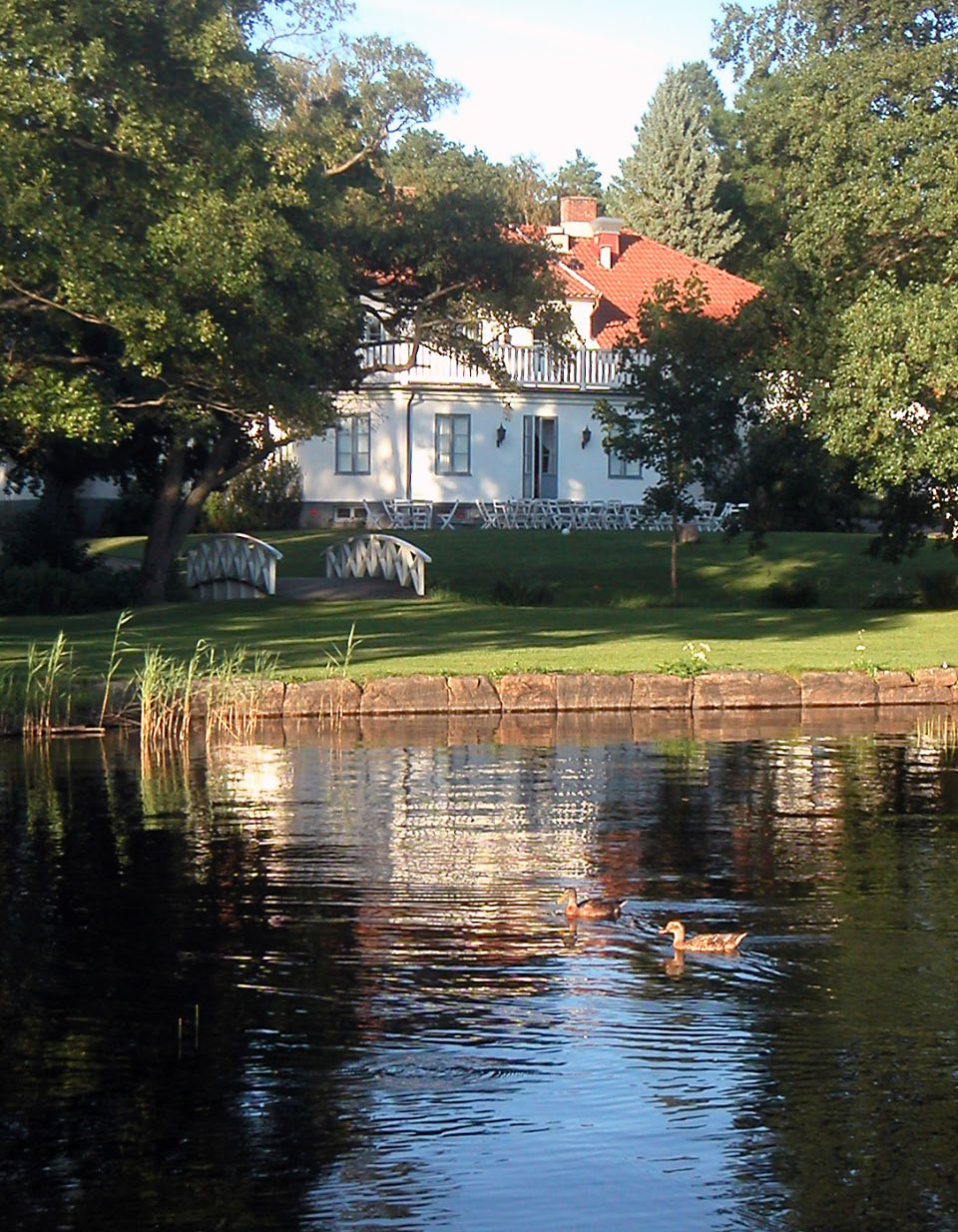 Hjälmared