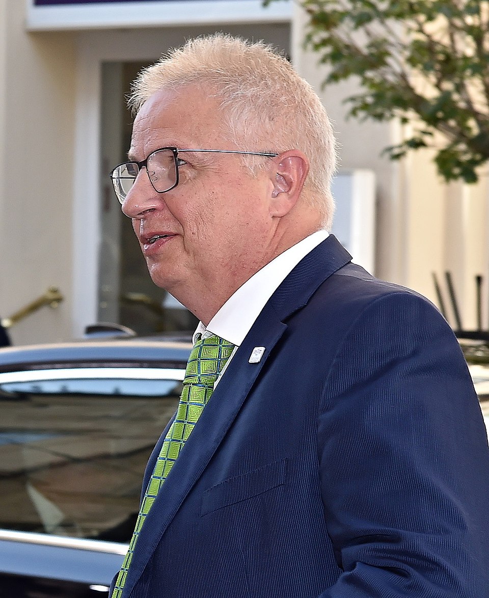 László Trócsányi