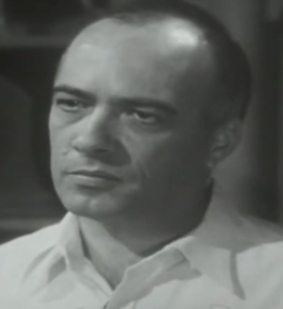 Edward Platt