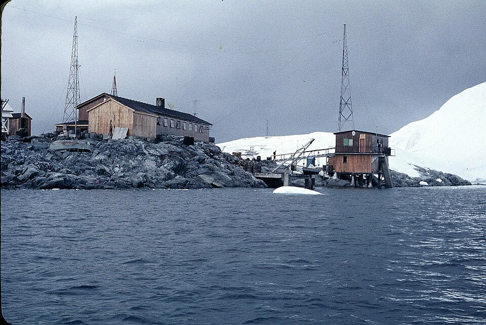 Melchior Islands