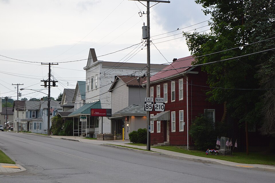 Plumville