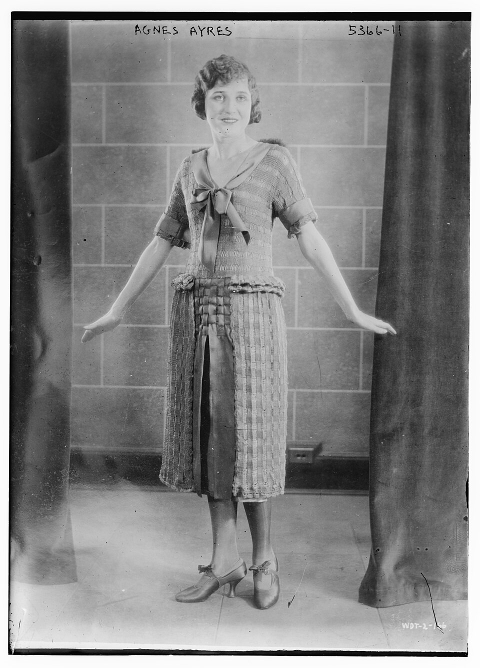 Agnes Ayres
