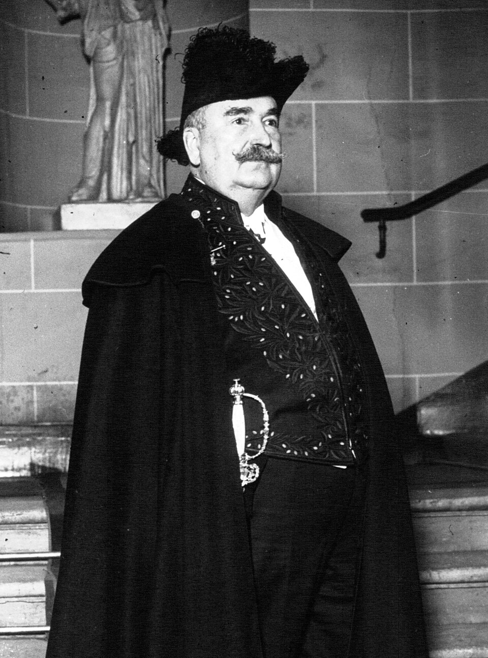 Louis Bertrand