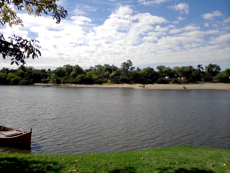 Cebollatí River