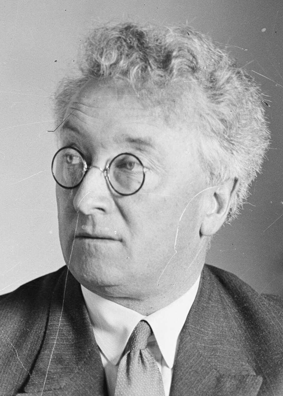 Joseph Lyons