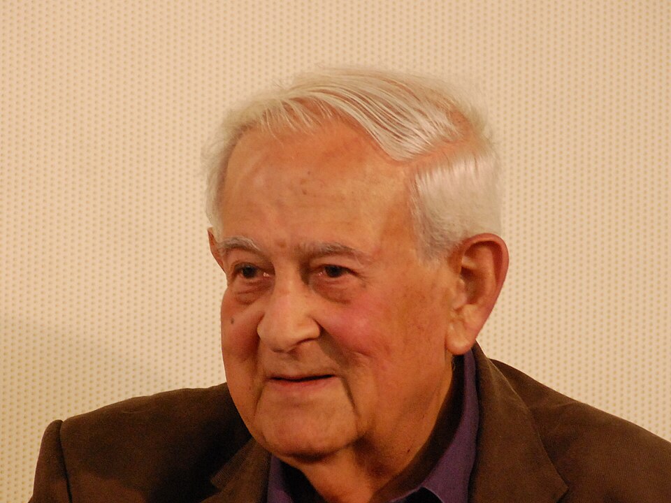 Hanoch Bartov