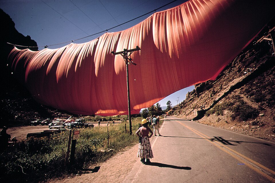 mountain-gap wind
