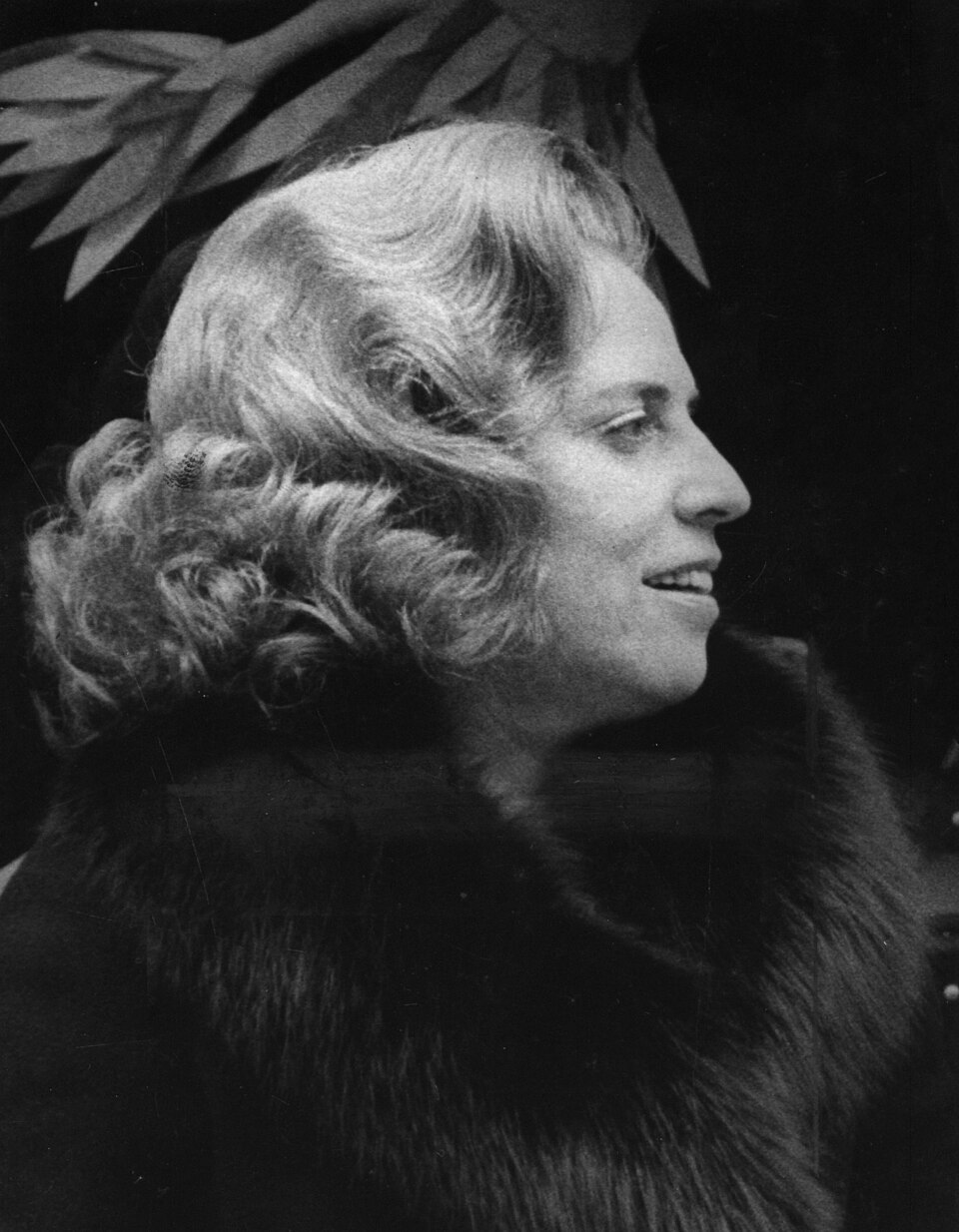 Zuzu Angel