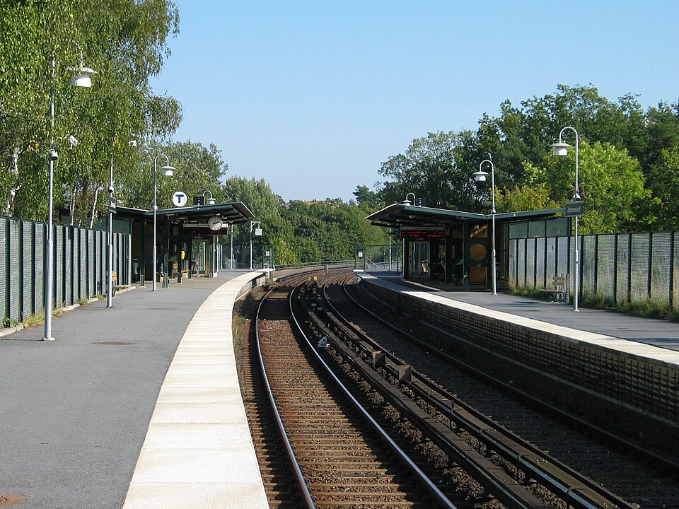 Johannelund metro station