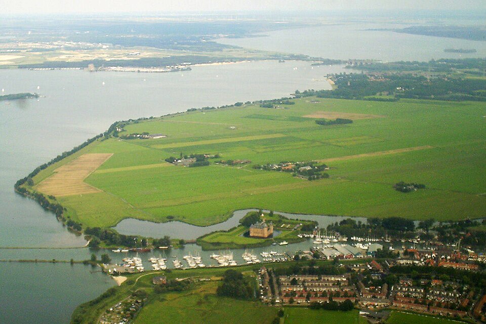 Muiden