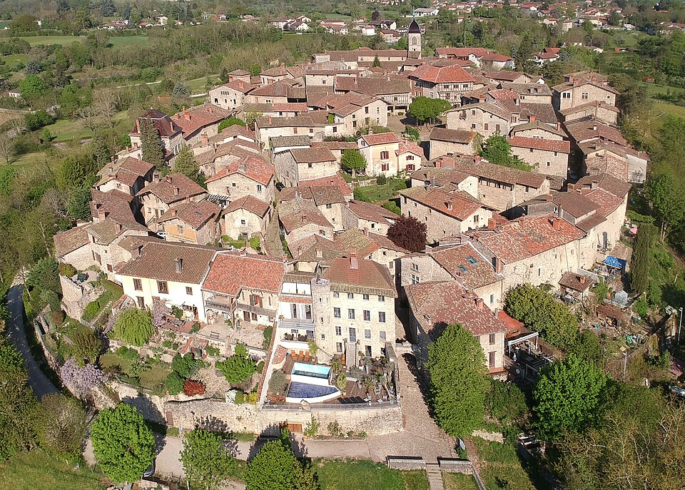 Pérouges