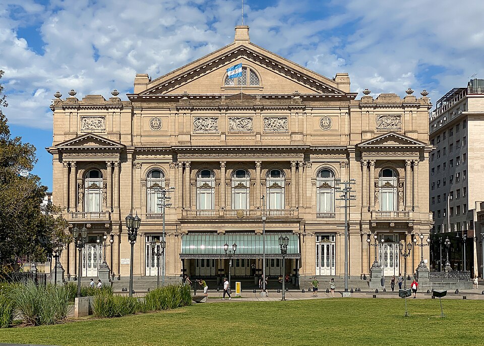 Colón Theater