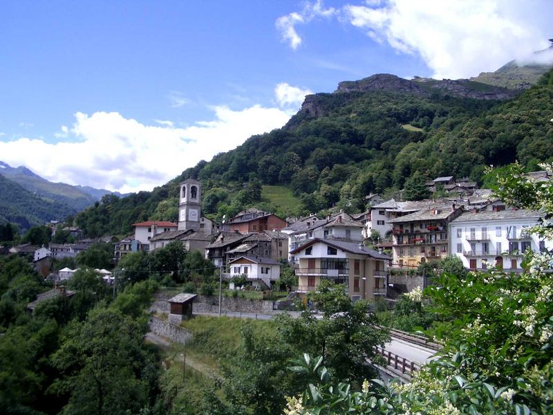 Traversella