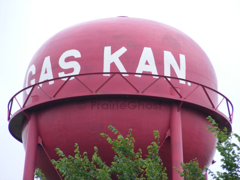 Gas